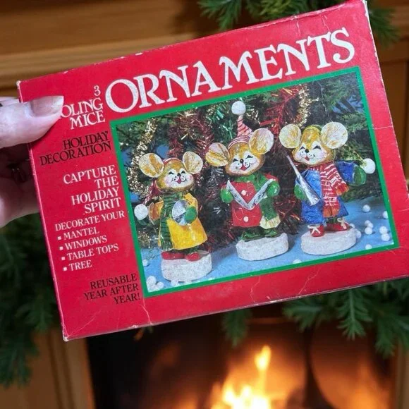 3 Vintage Kitschy Caroling Mice Ornaments in Original Box Christmas Decor - Picture 10 of 11